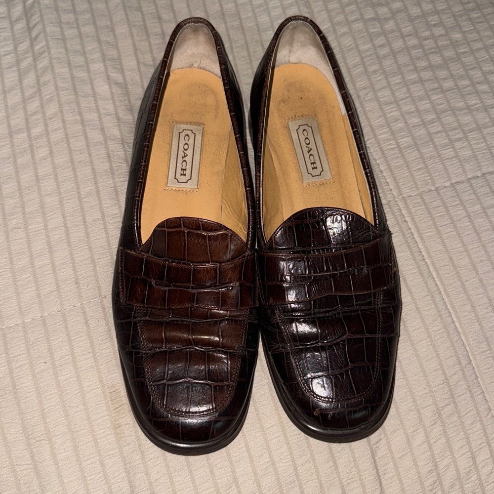 Vintage Coach Dark Brown Croc-Embossed Loafers